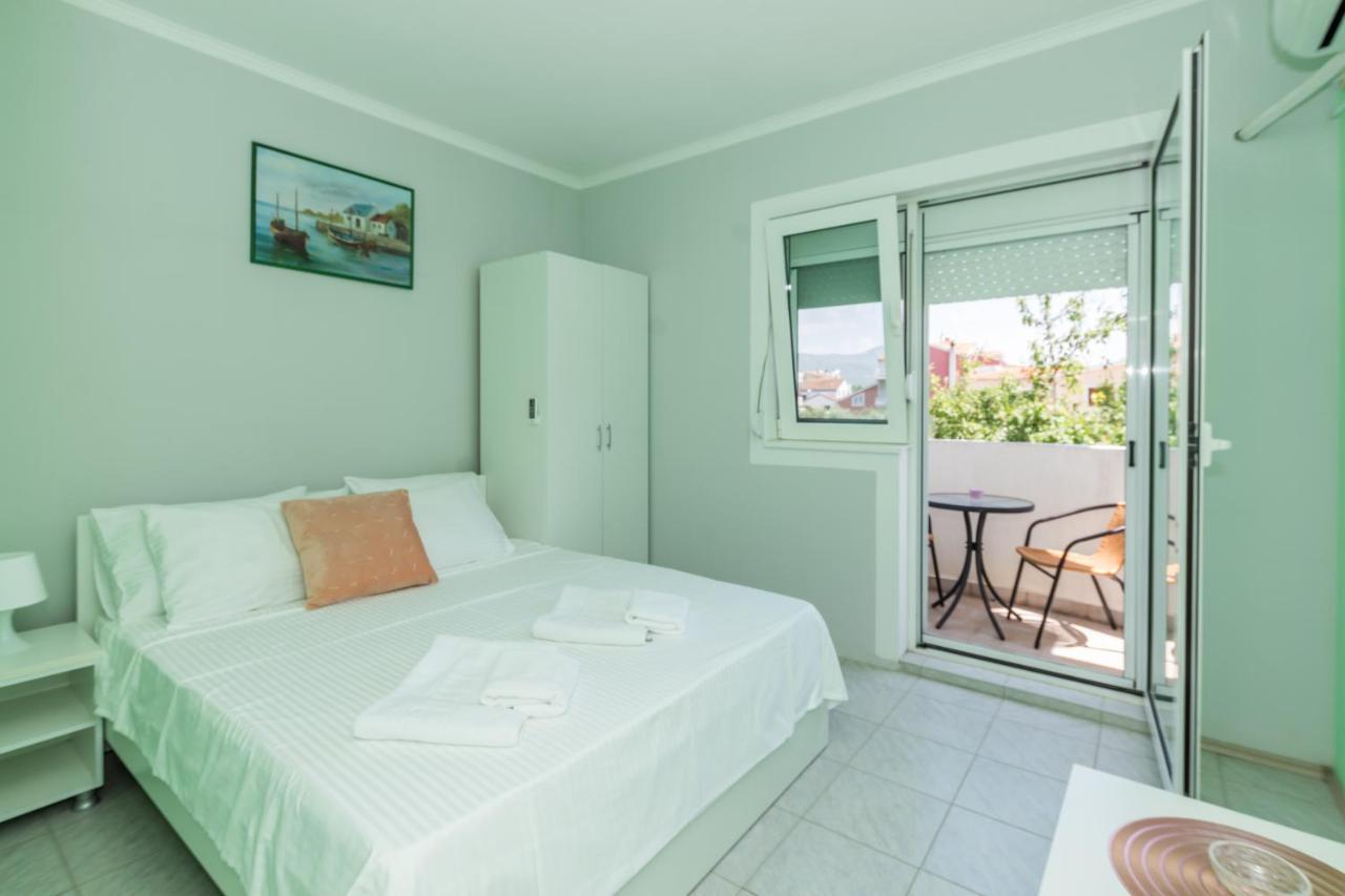 Apartments Dovana Kaštela Exteriér fotografie