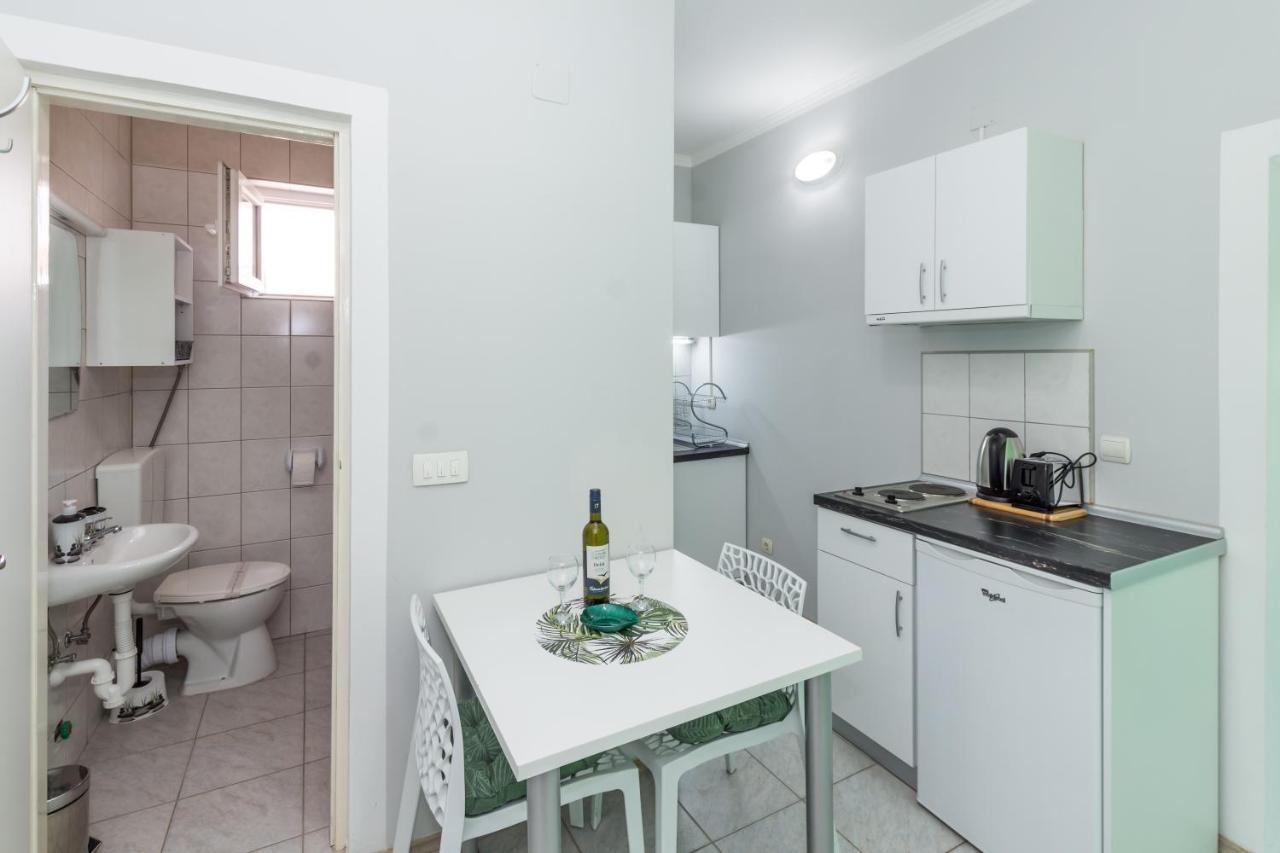 Apartments Dovana Kaštela Exteriér fotografie